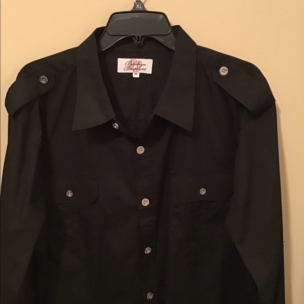 Brooklyn Basement men’s button down dress shirt
